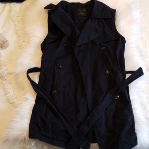 Sleeveless Trench Coat